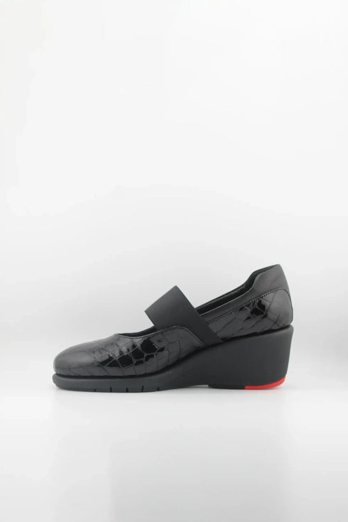 DFC Relax Crocodile Pattern Wedge Loafers